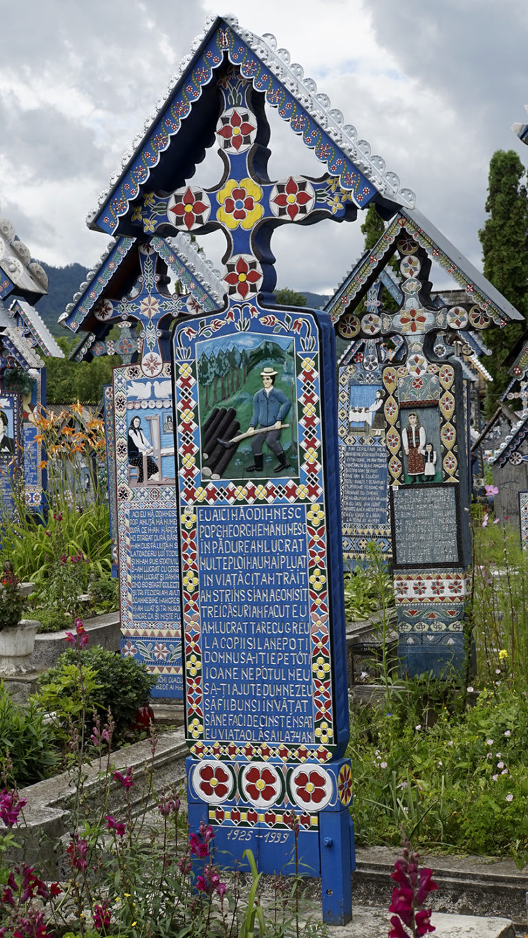 Cementerio alegre de Sapanta