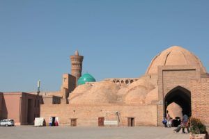 Vista exterior de un caravansar. Bukhara