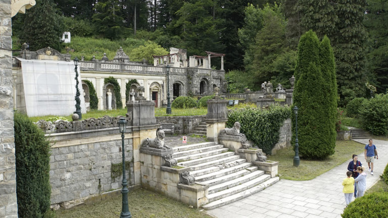 Castillo de Peles