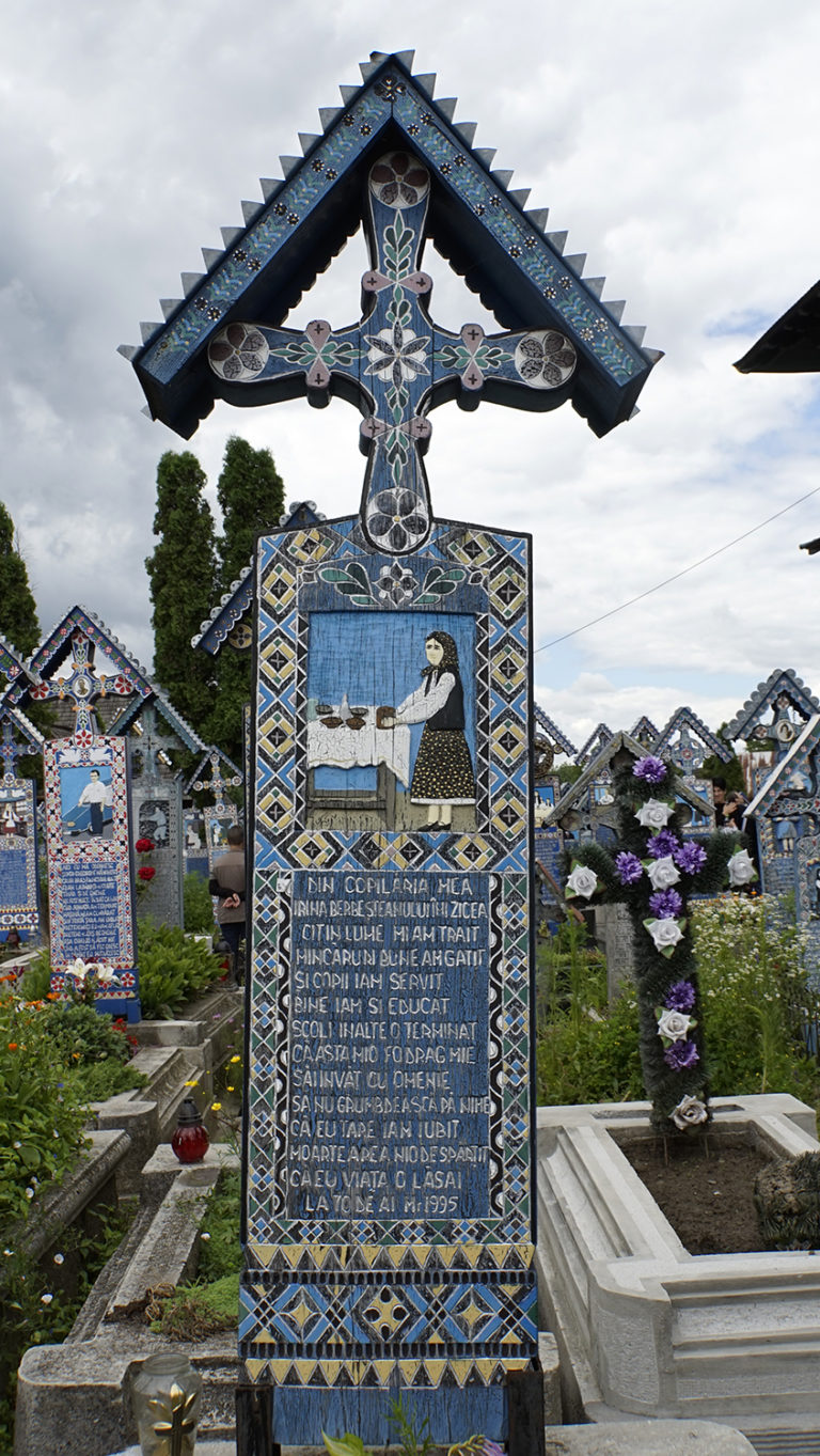 Cementerio alegre de Sapanta