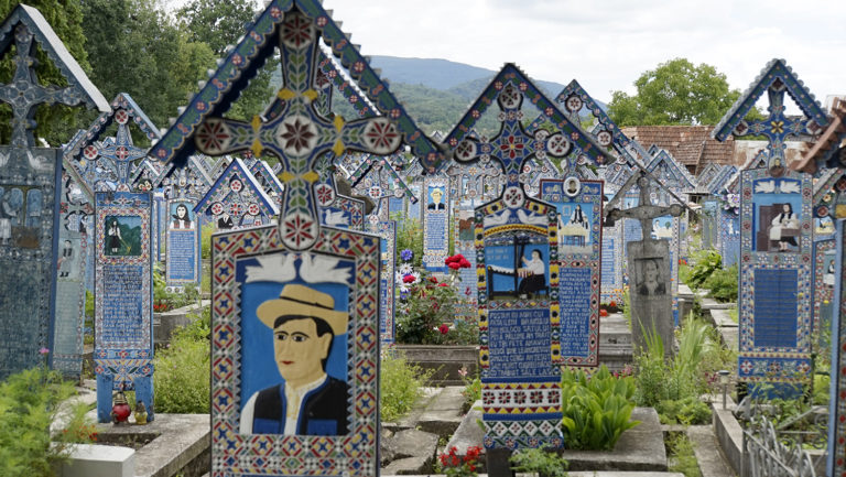 Cementerio alegre de Sapanta