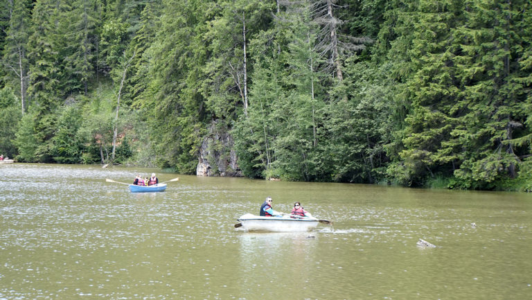 Lago Rojo